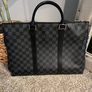Louis Vuitton Men’s briefcase